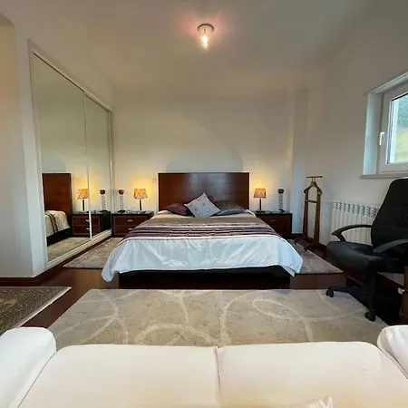 Casa Da Encosta Na