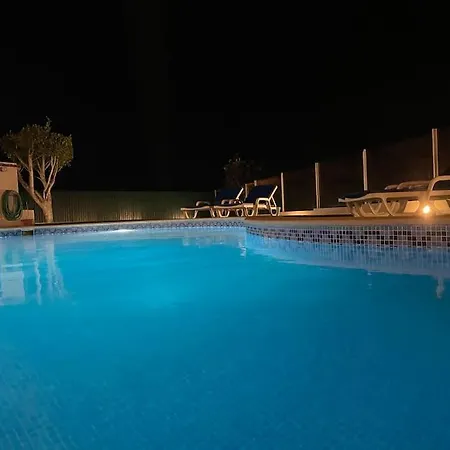Casa Da Encosta Na Villa